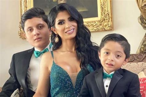 kimberly flores hijos|Conoce al papá de Damián y Elián, los hijos de。